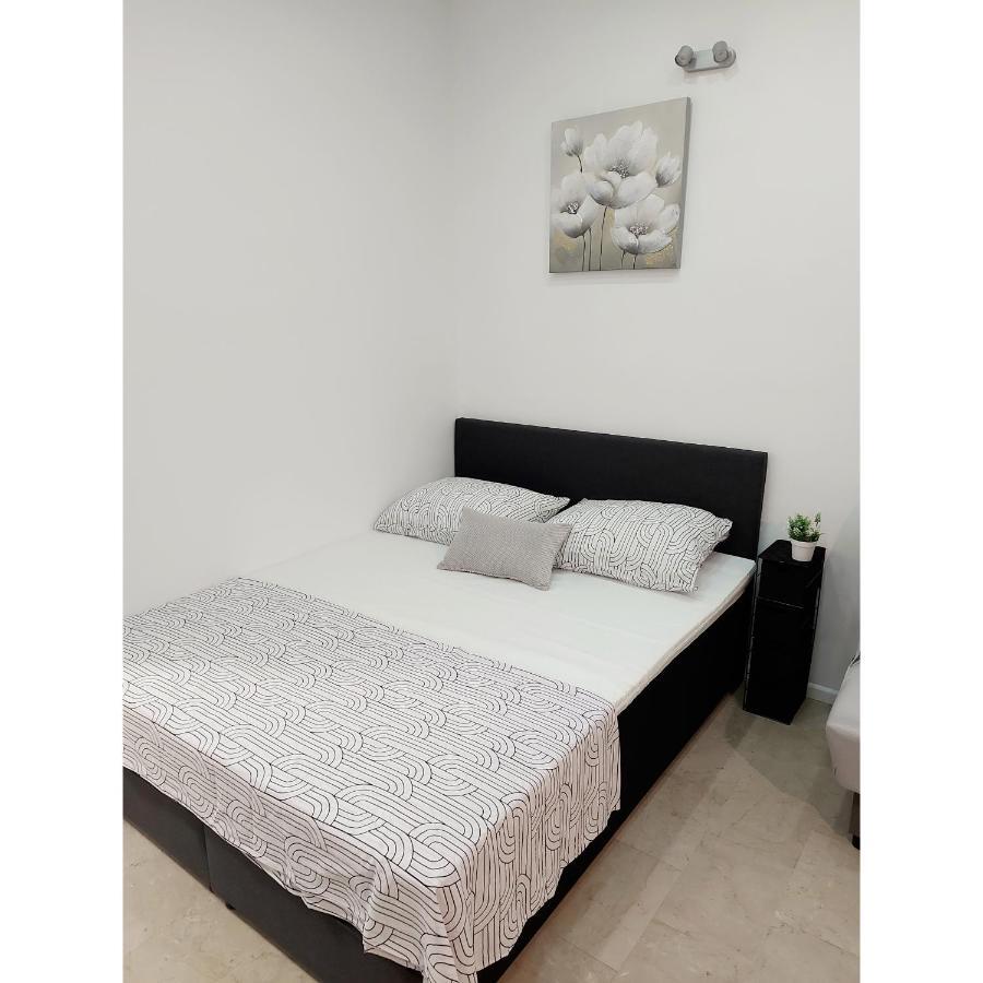 Studio Apartment Lee Split Luaran gambar