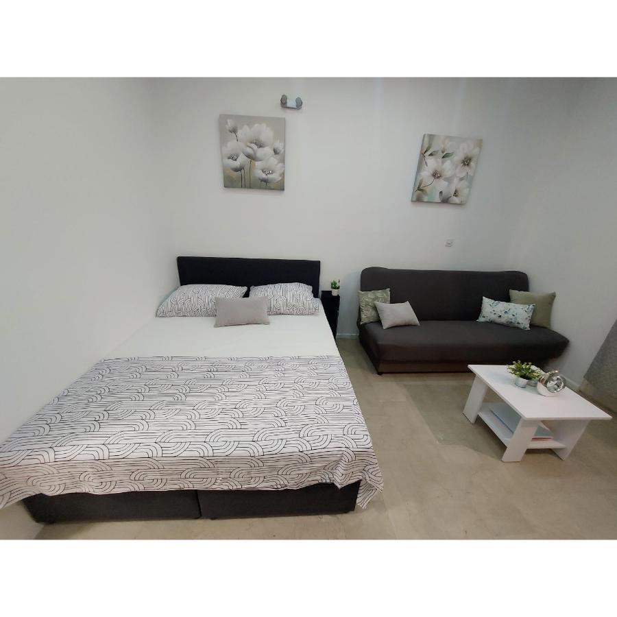 Studio Apartment Lee Split Luaran gambar