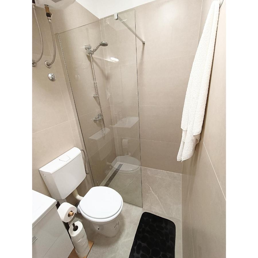 Studio Apartment Lee Split Luaran gambar
