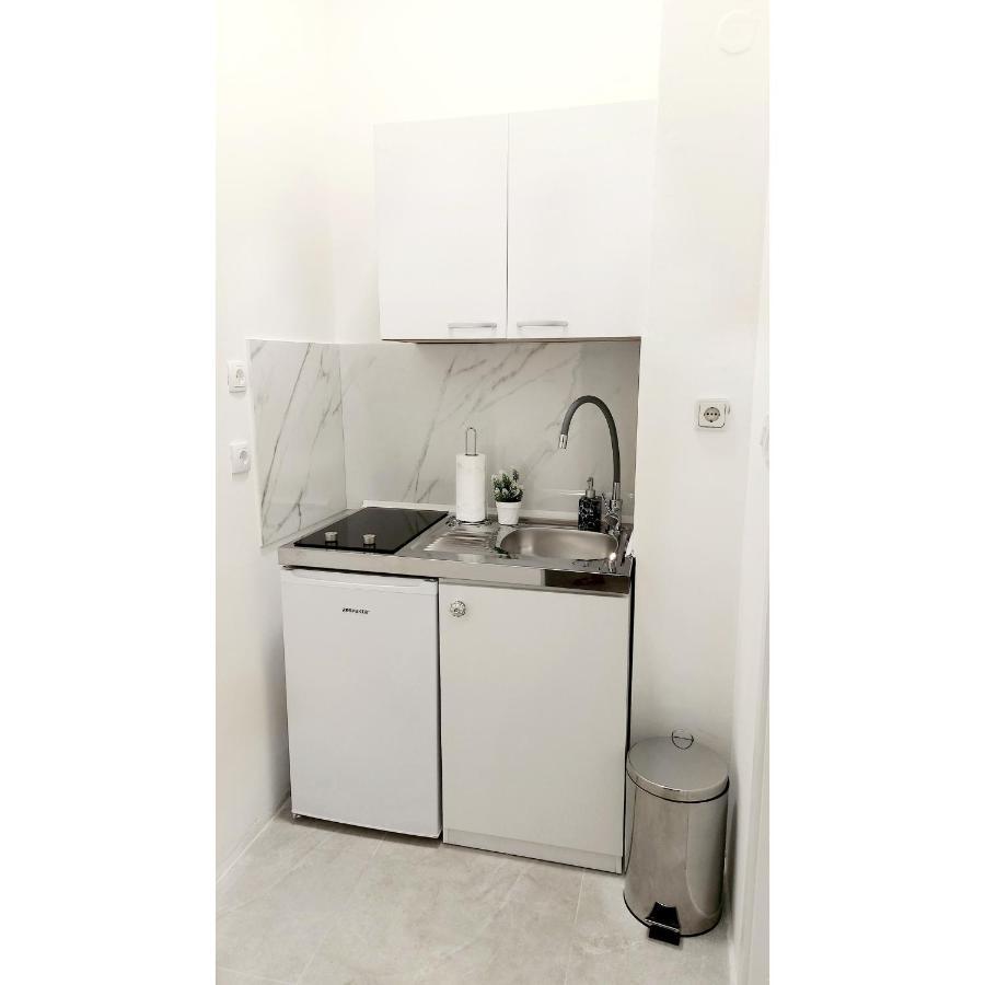 Studio Apartment Lee Split Luaran gambar